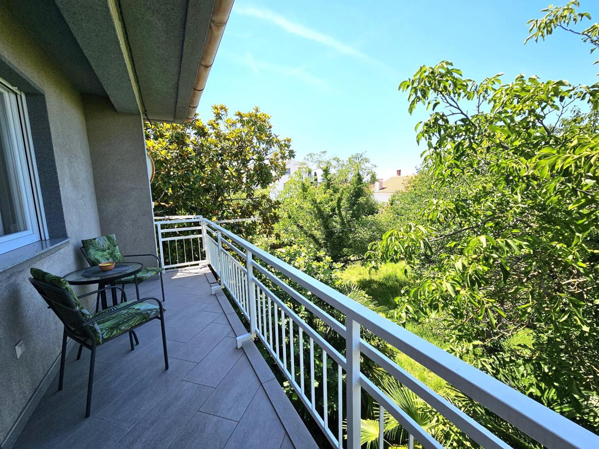 Apartment Olga Malinska Exteriér fotografie