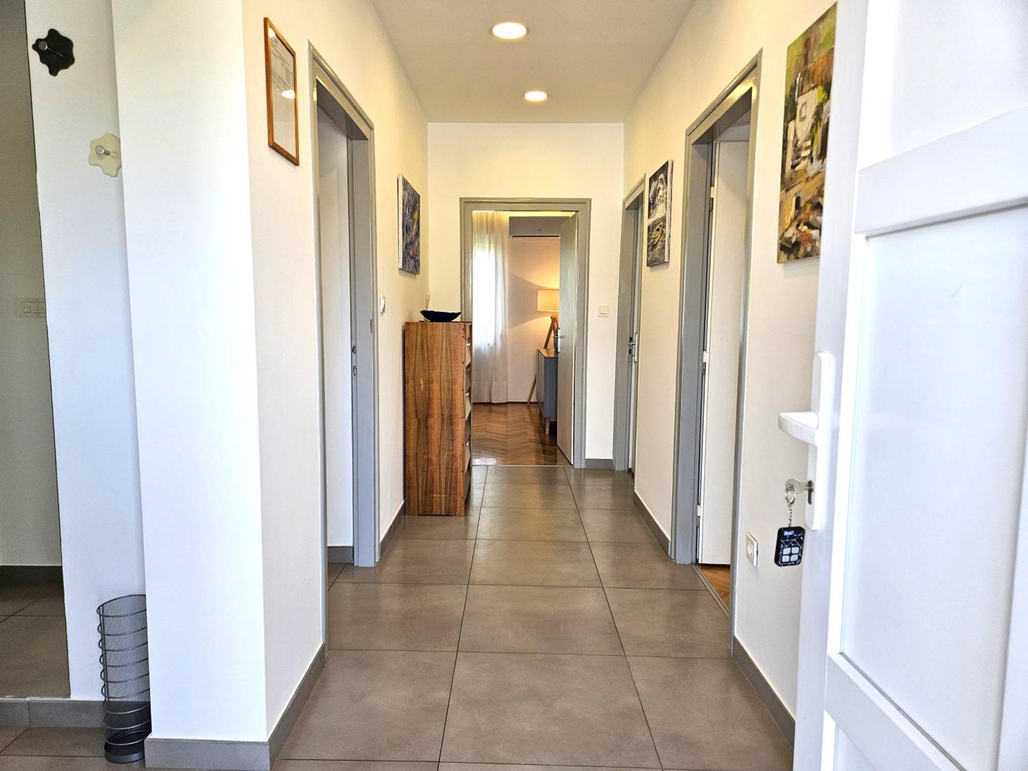 Apartment Olga Malinska Exteriér fotografie